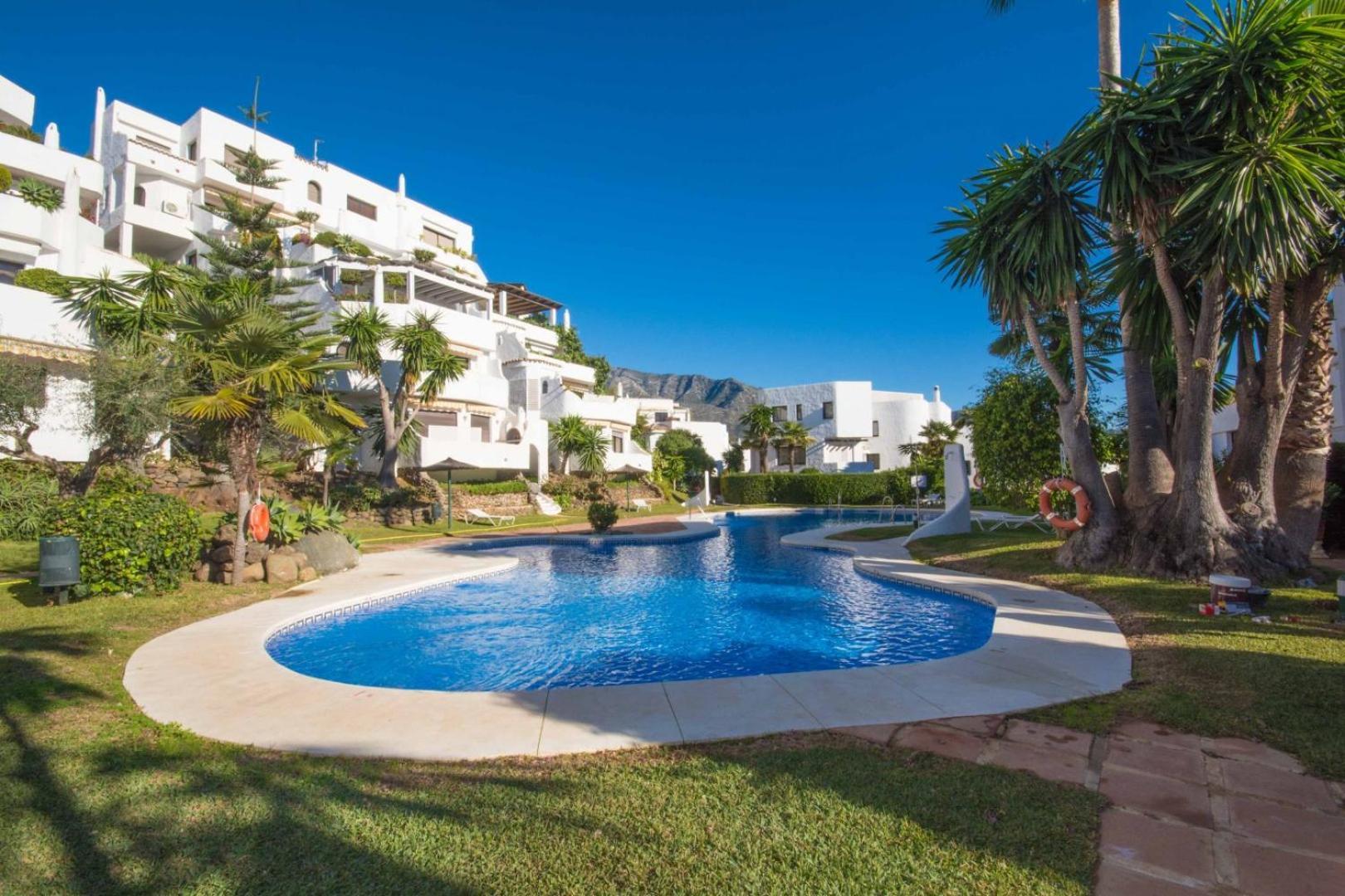 Apartamento 5b Townhouse In Puente Hills Marbella